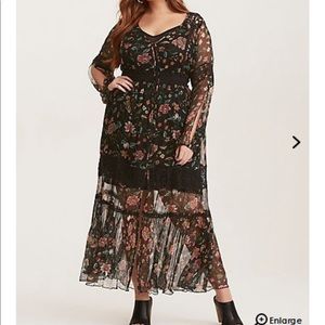 Floral Inset Crochet Maxi Dress Plus NWOT